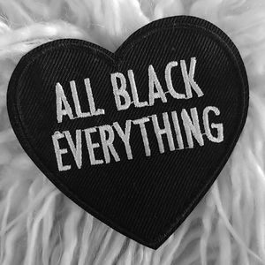 ALL BLACK EVERYTHING patch 3" gothic heart